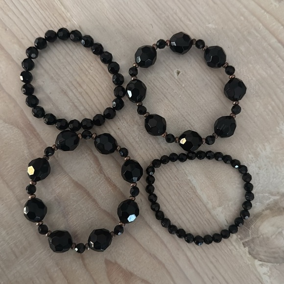 Black bracelets stack - Picture 2 of 4